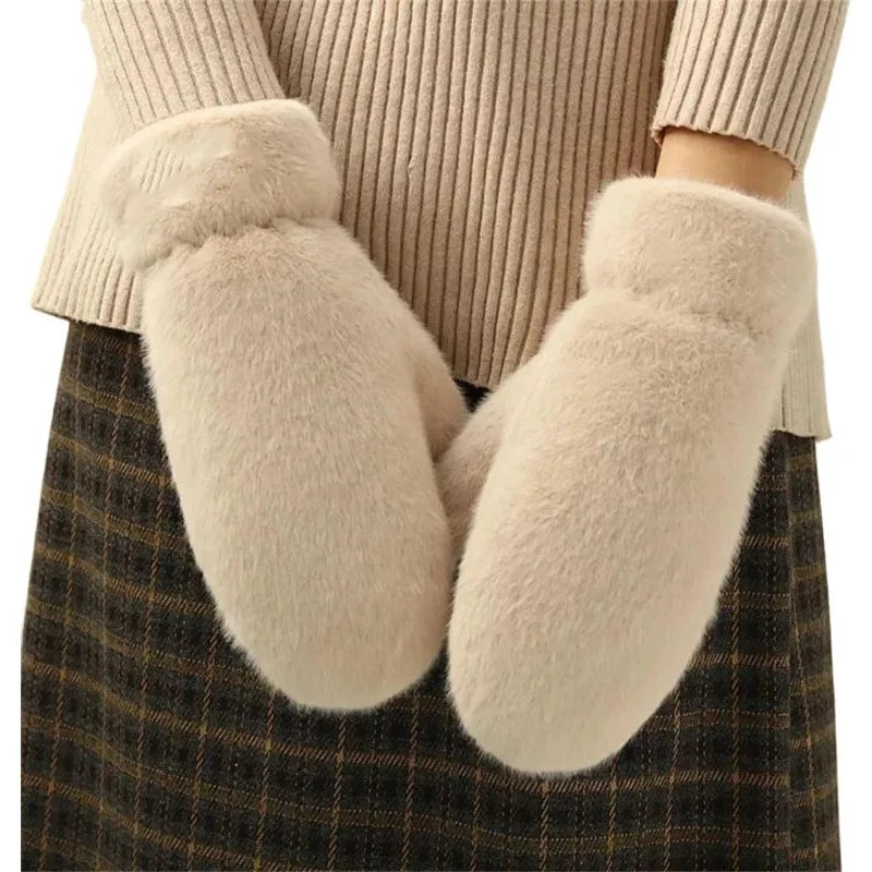 Women’s Plush-Lined Winter Gloves